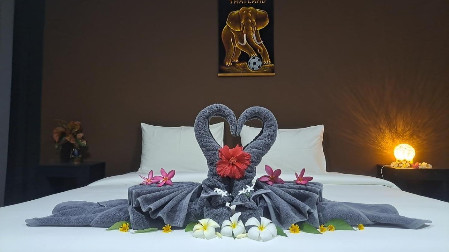 Siam Flora Resort Koh Lanta Exterior foto