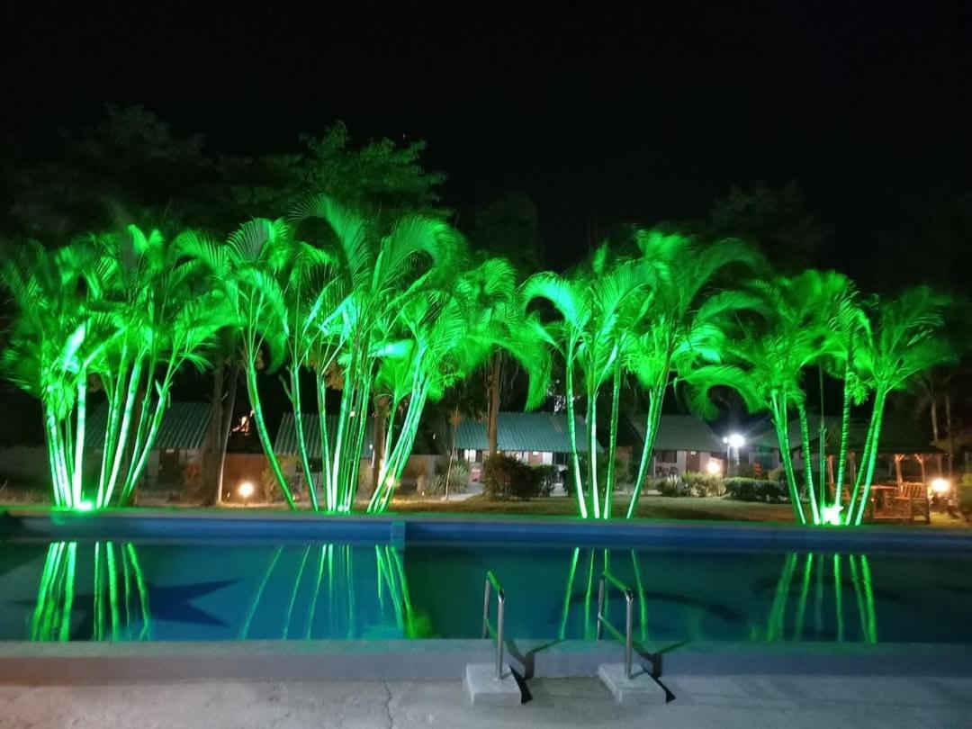 Siam Flora Resort Koh Lanta Exterior foto