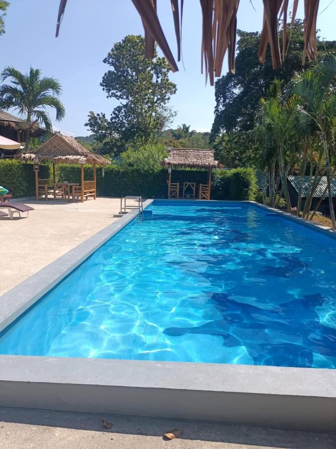 Siam Flora Resort Koh Lanta Quarto foto
